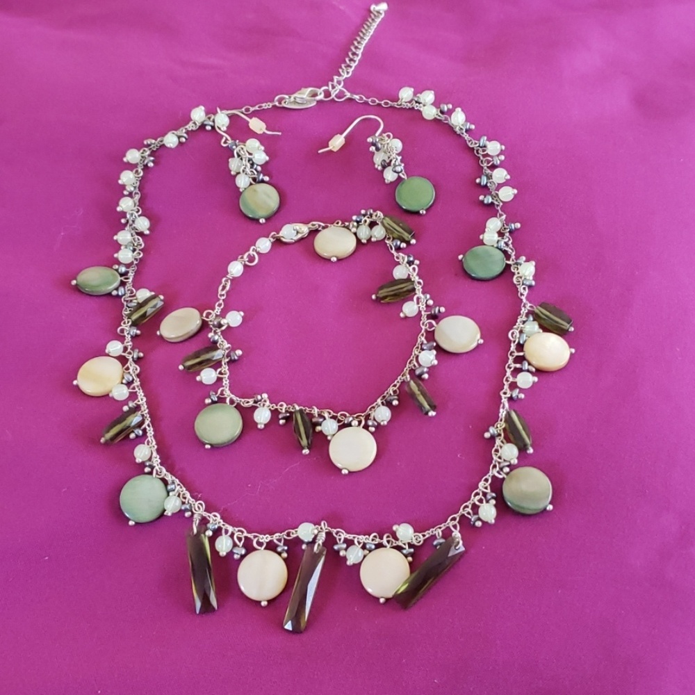 Lia Sophia - Necklace, Bracelet and Earrings set